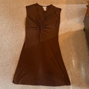 Chic Brown Midi Dress with Twist Detail
